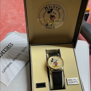 NWT 1986 Seiko  Mickey Mouse Watch